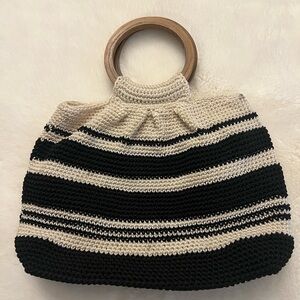 Worthington Crochet Handbag Wooden Handles Black & Cream Lined Tote